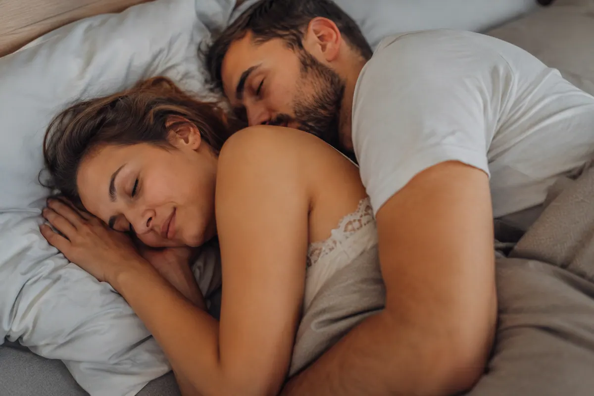 Sexe et Endométriose : 7 Positions Sans Douleur (2026)